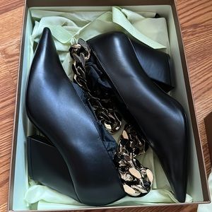 Women’s Chain Ankle boots
